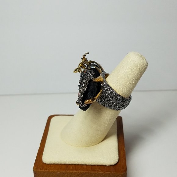 Women's Ring Ant on a Log with Red Sapphire Size 6 - Picture 6 of 11